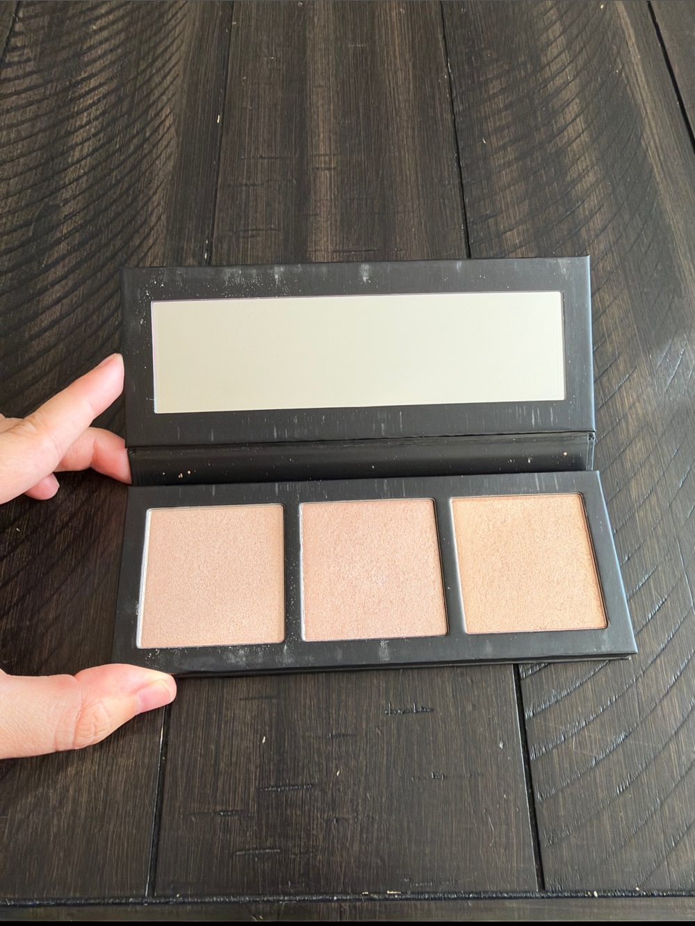 MAC Cosmetics Warm Neutral Highlighter Trio Palette